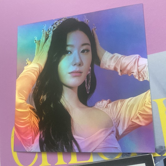 Itzy Checkmate Kpop album Chaeryeong Version - Picture 5 of 7